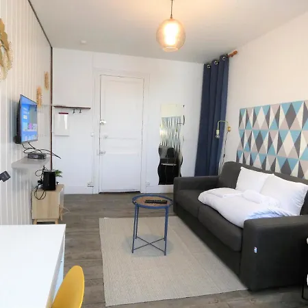 Ausommet - Ideal Pro Ou Couple - Centre De *